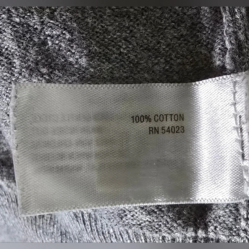 Old Navy Grey V Neck Pullover Knit Womens Sweater Medium